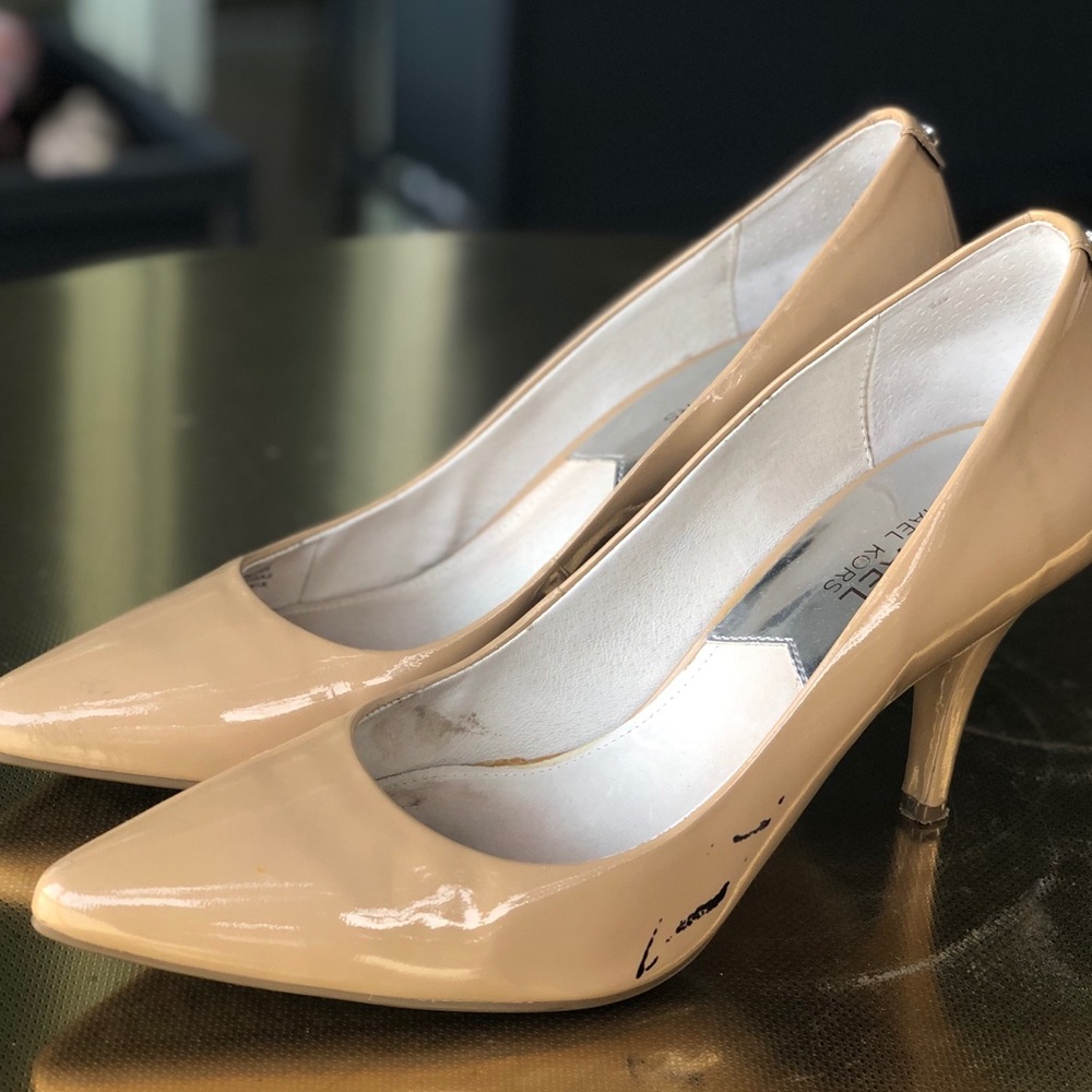 Shoes - Picture 4 of 4